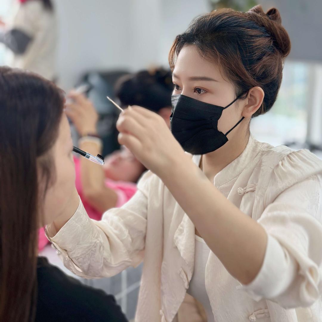 无锡野生眉菲菲