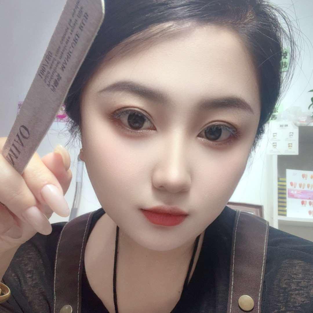 银星一楼文文美甲美睫