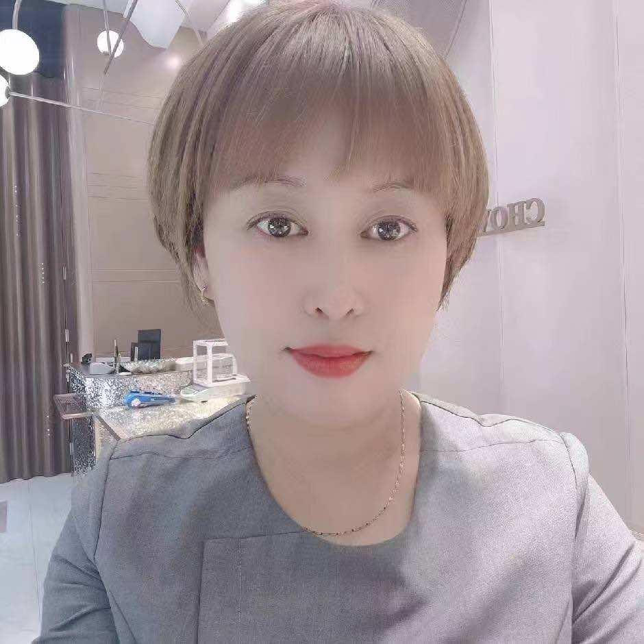 九龙汇 周大生 玉霞