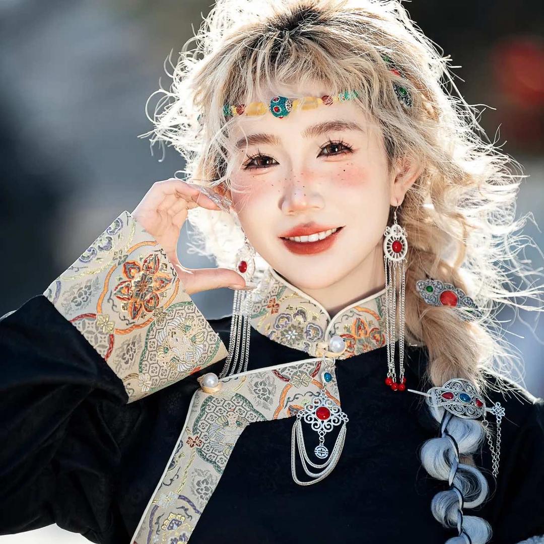 敕勒川马头琴旅拍摄影店官方号