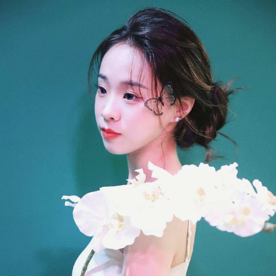 艺知馨｜小雨老师