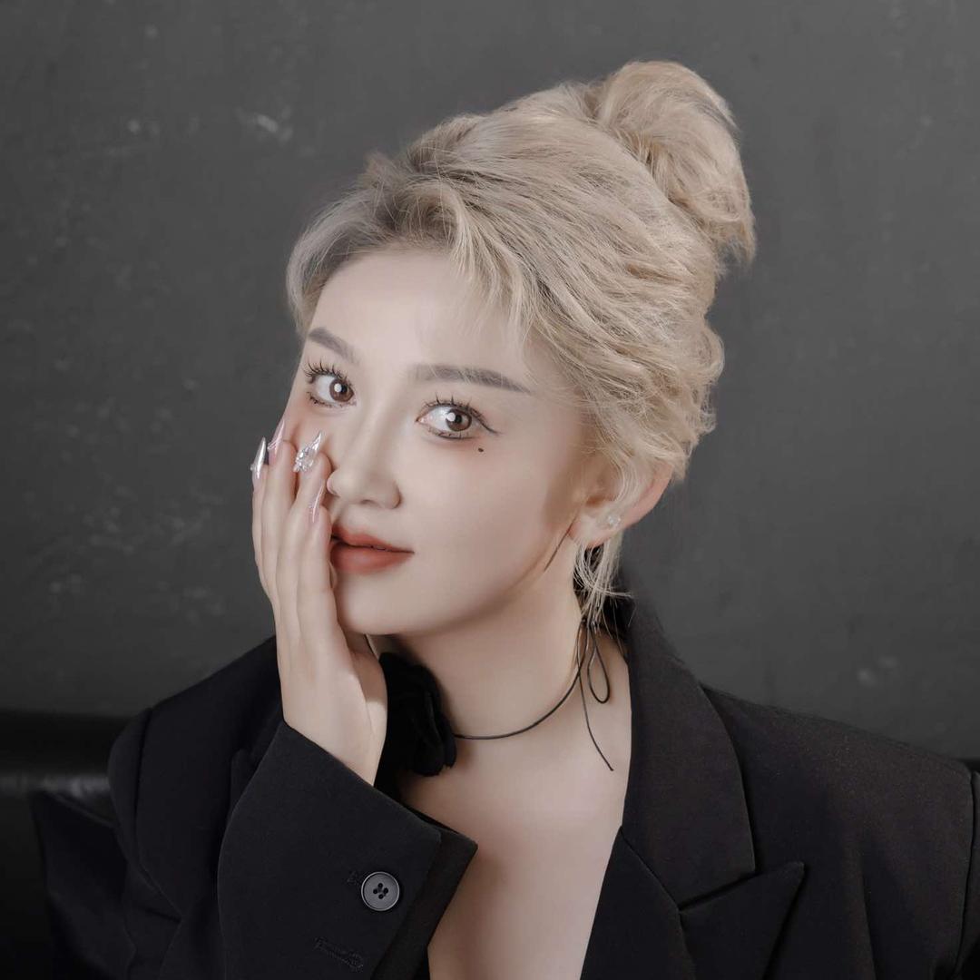 六盘水简语彩妆  ［小简总］