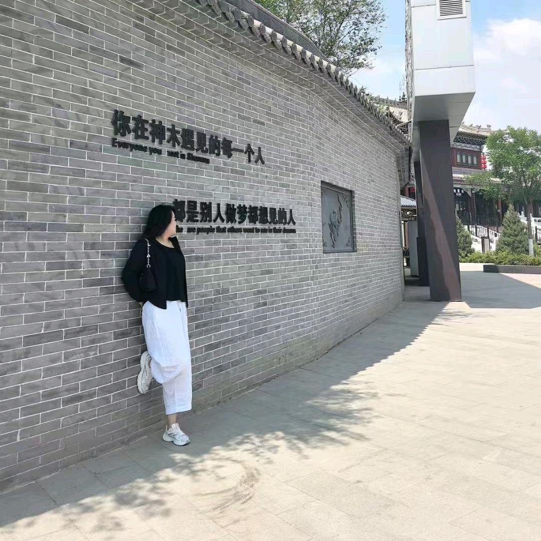 屿你美甲美睫鲜花半永久