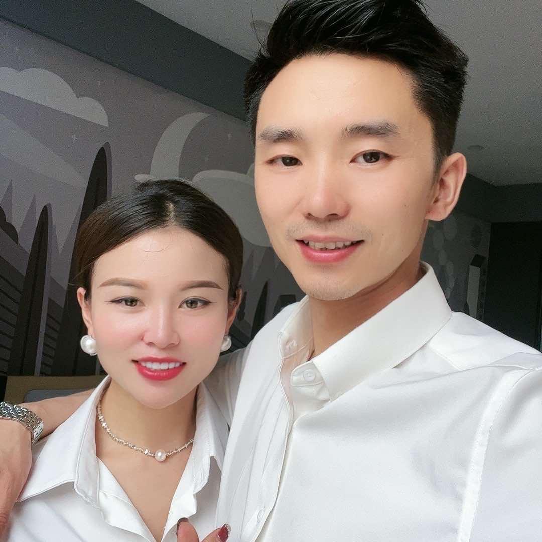 小群护肤商贸