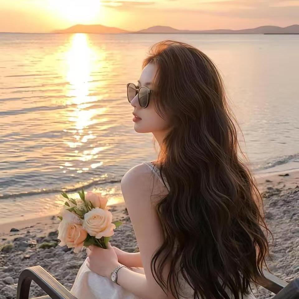 雯雯塔塔（尉忆秦）