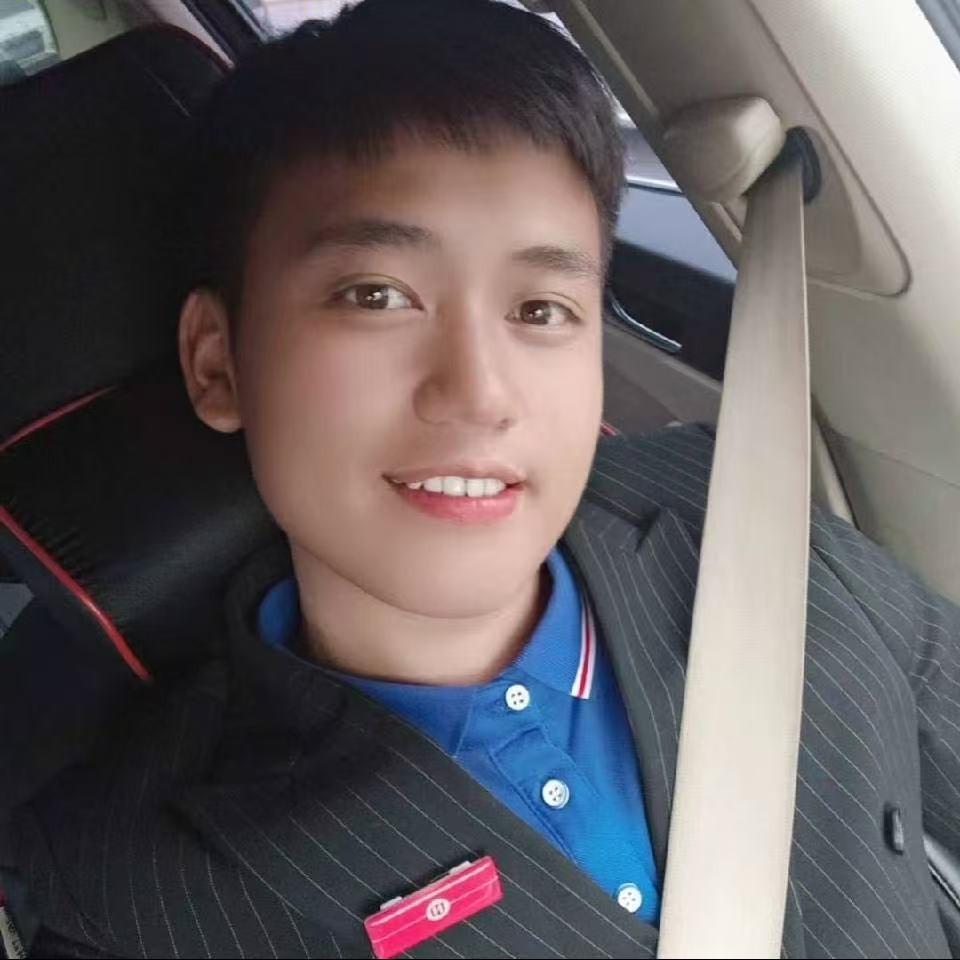 昆明汽车服务(杨成成)