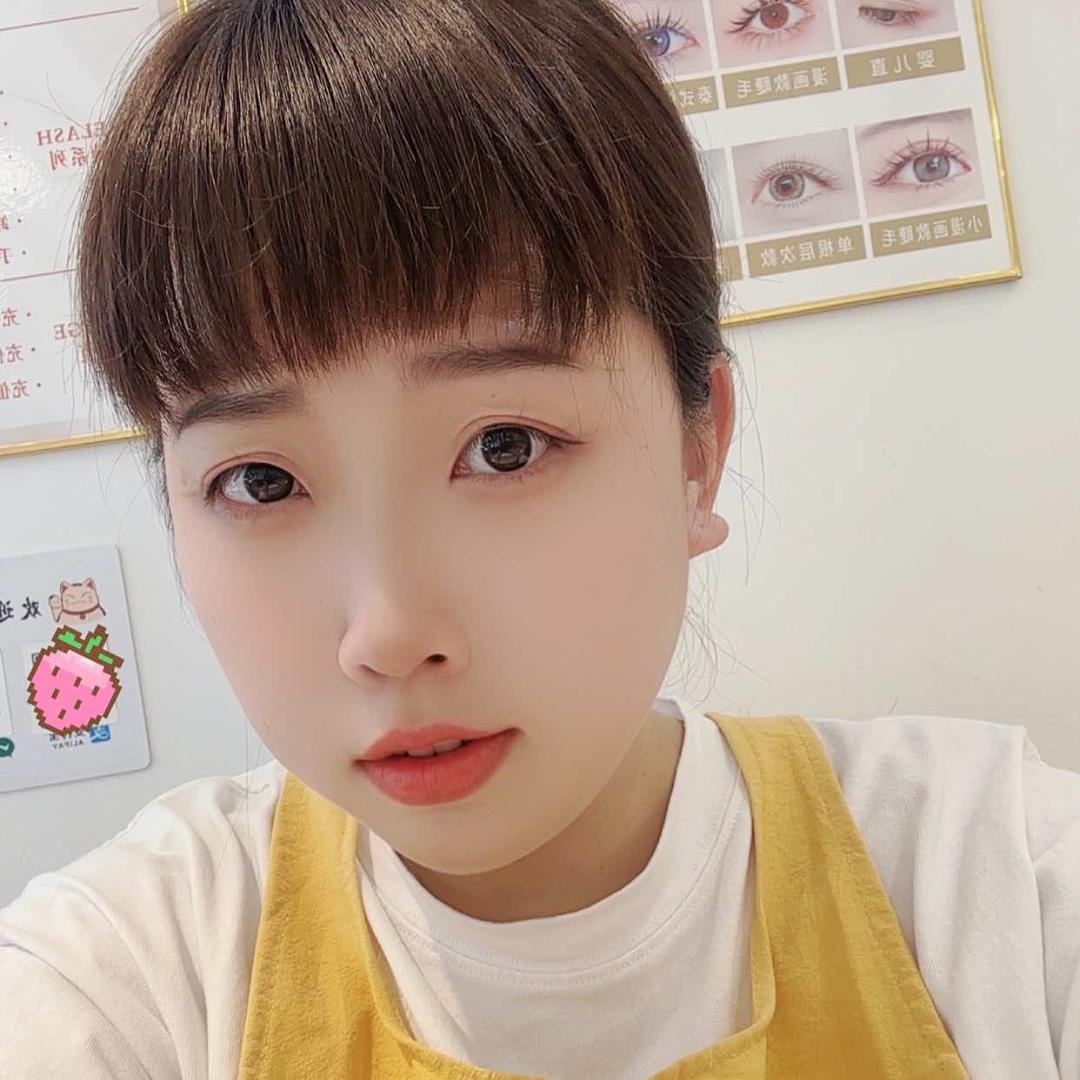 奈斯美甲美睫(师院小区店)
