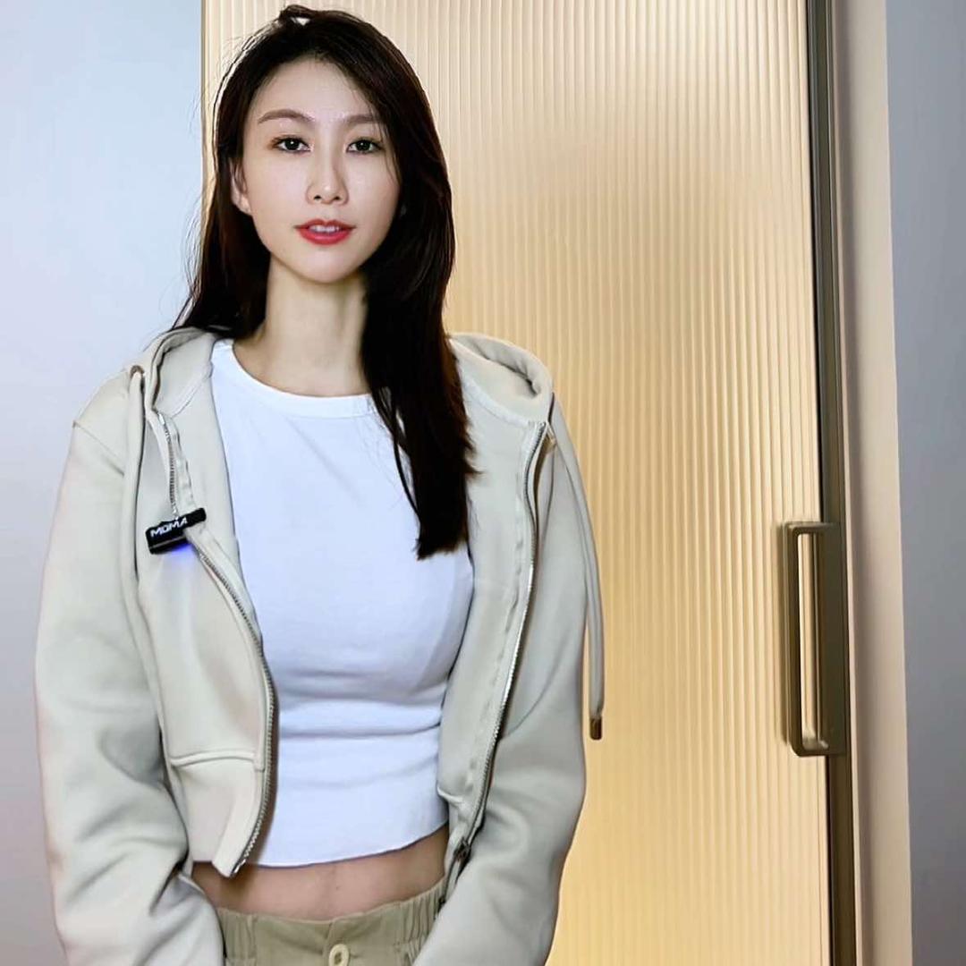 宁波艾力克玻璃门淋浴房工厂