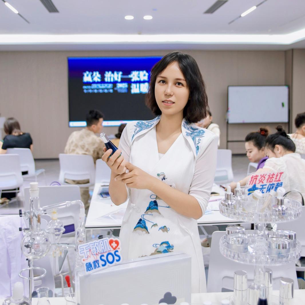 成都赢朵美肤疗愈工作室