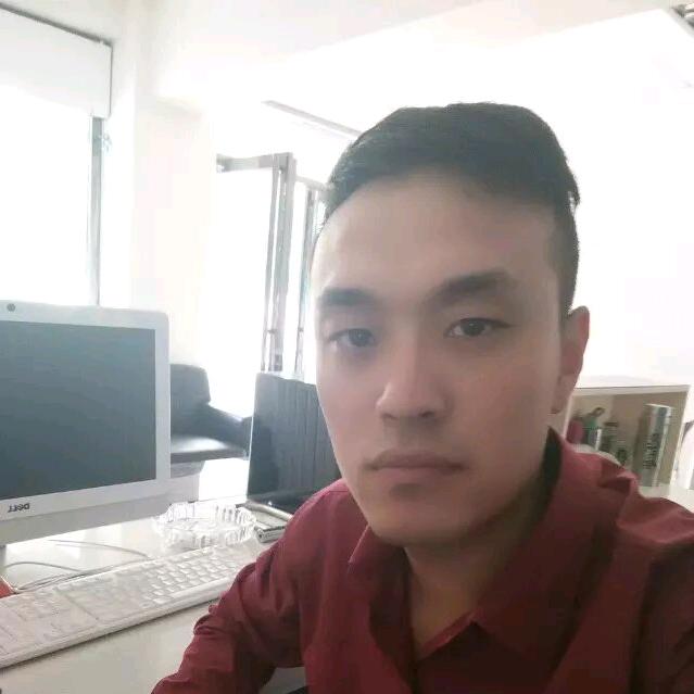红果子镇开棋牌室的小寇