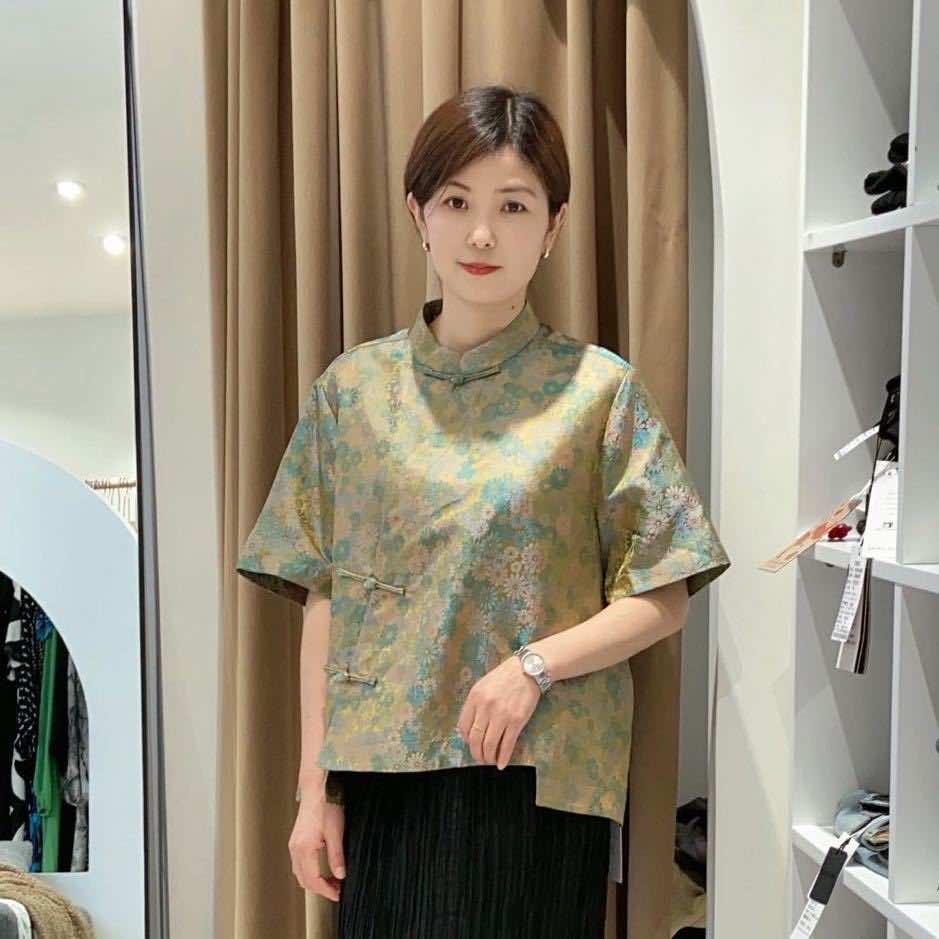 左艳轻奢女装