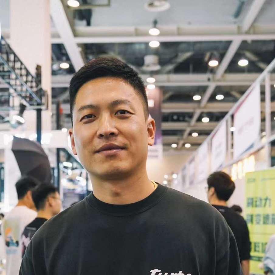 驰众汽修   李涛