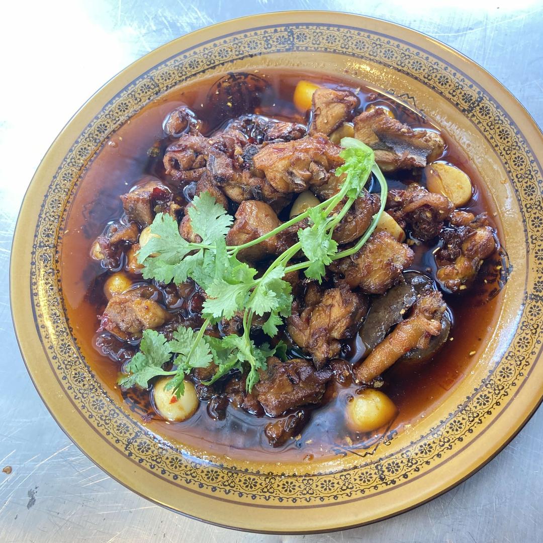 黔农乡村炒鸡店