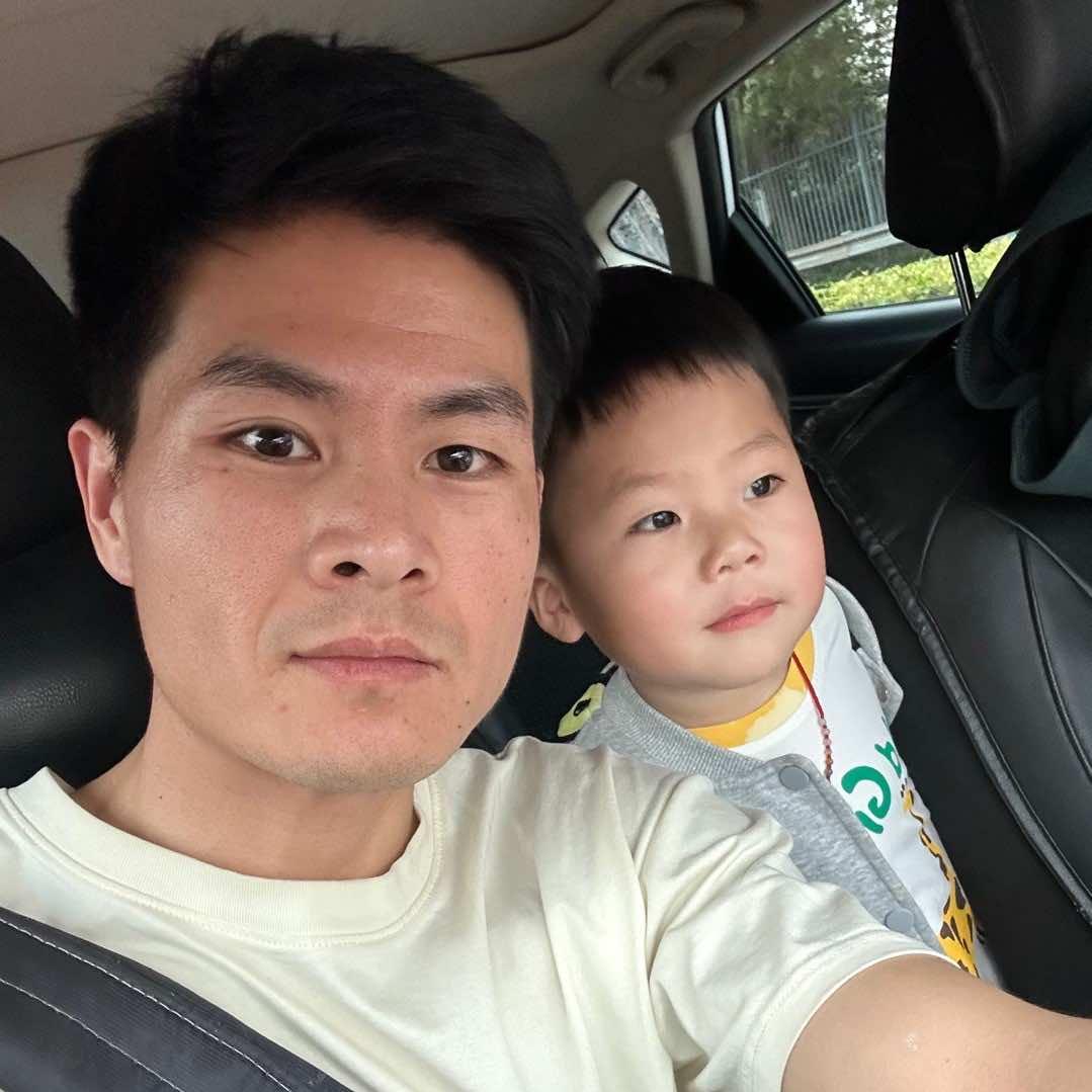 张家港墙布胡师傅 旧房翻新