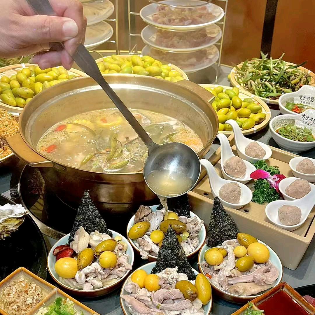 大口记鸡煲火锅