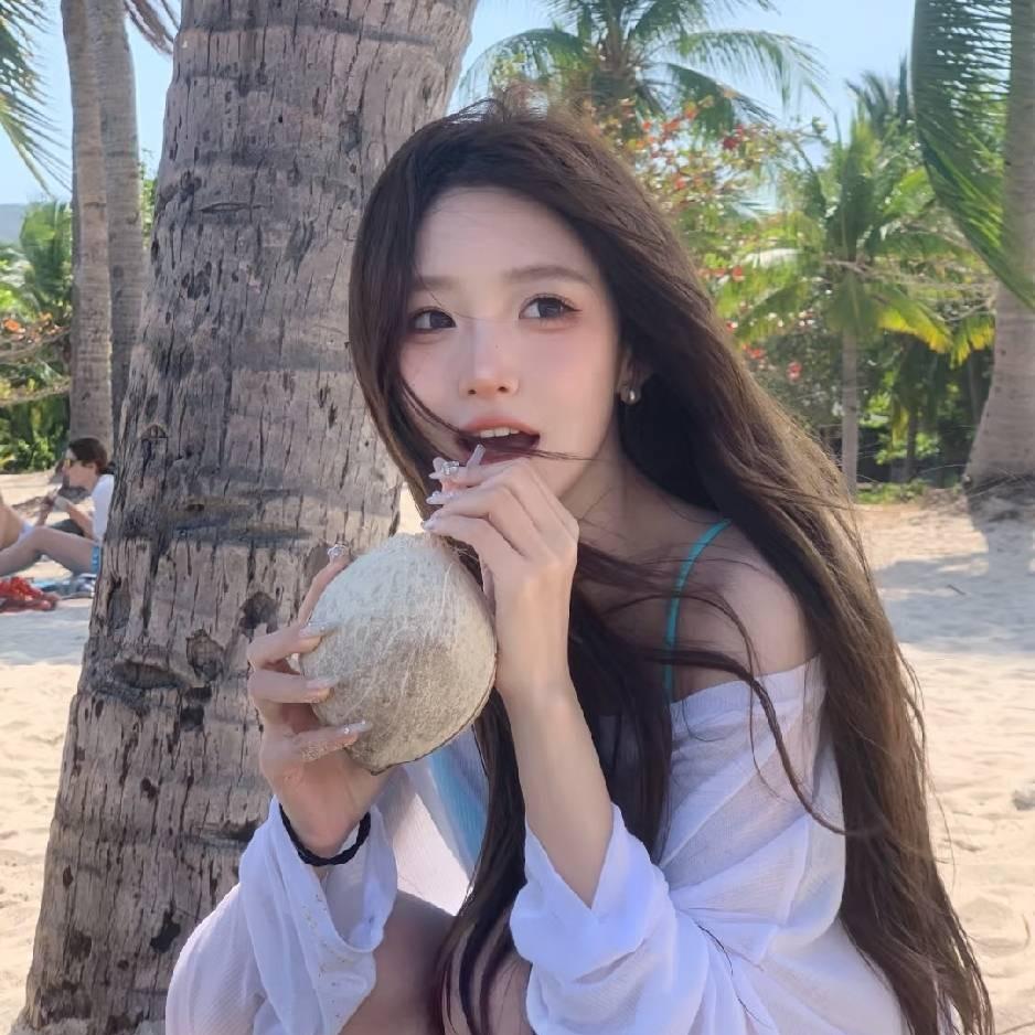 加井岛迦行潜水俱乐部店长小欣