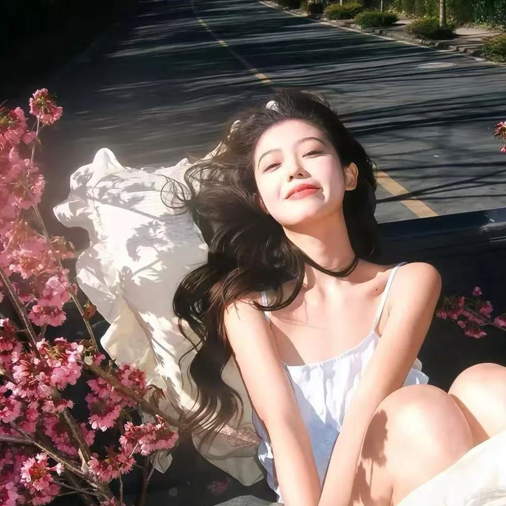 RuiRui芮芮女装.幻初