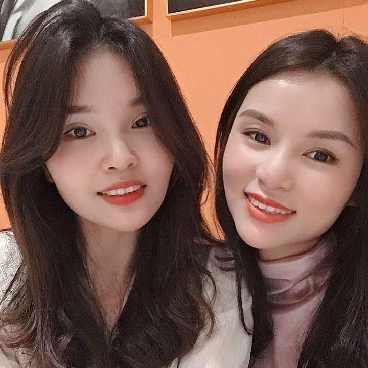 童颜悦己-美容中心