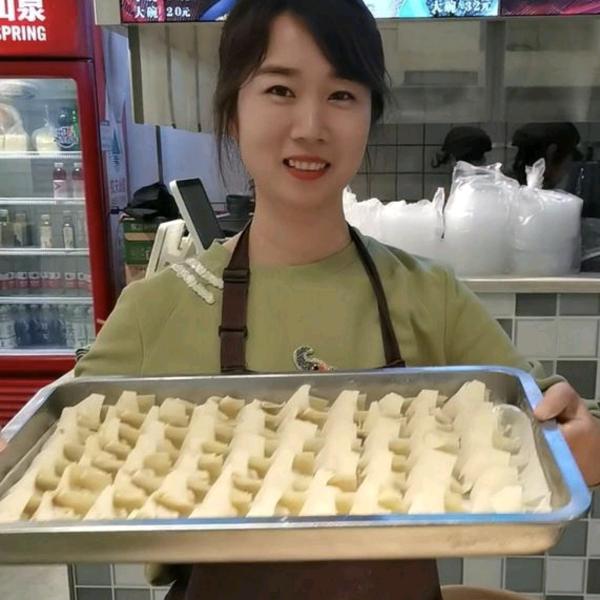 钱小娇（520大锅卤菜）