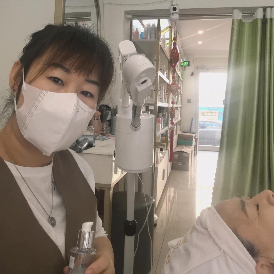 梓皙栖花里·旧书与新茶