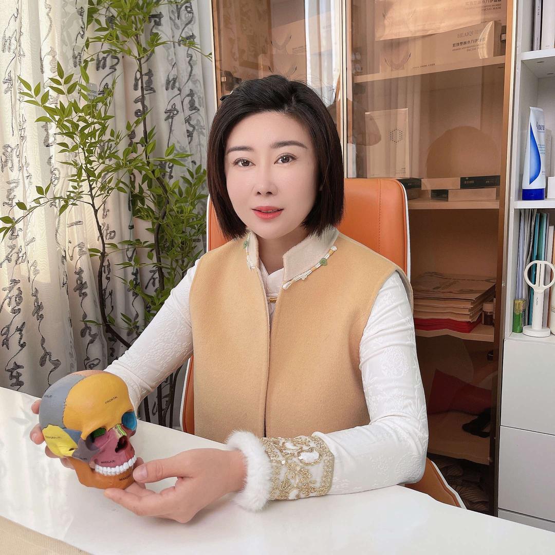 美媛儿徒手骨相美学