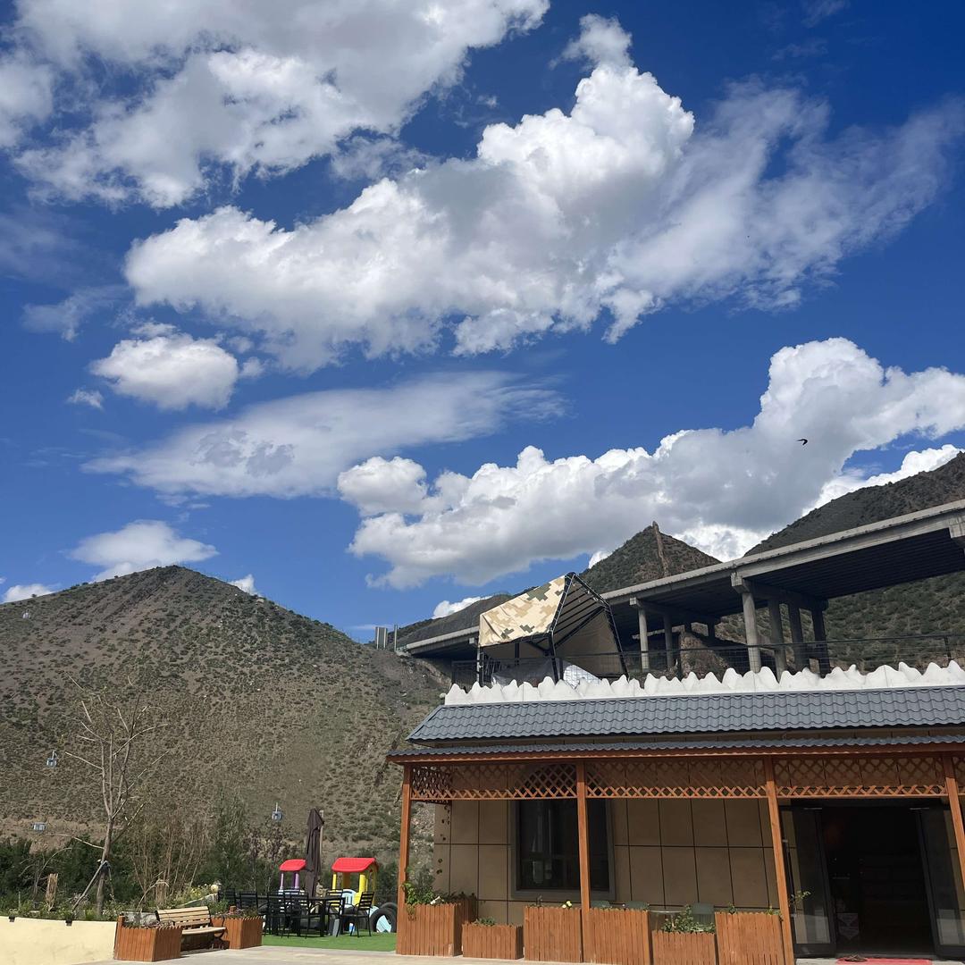 白马庄园度假村