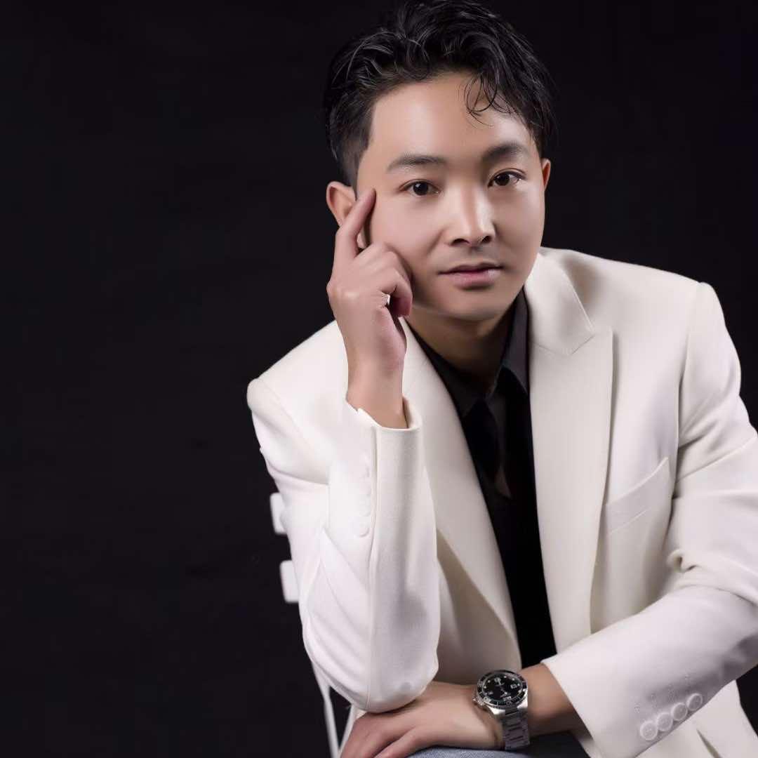 雷波米阳造型刘波