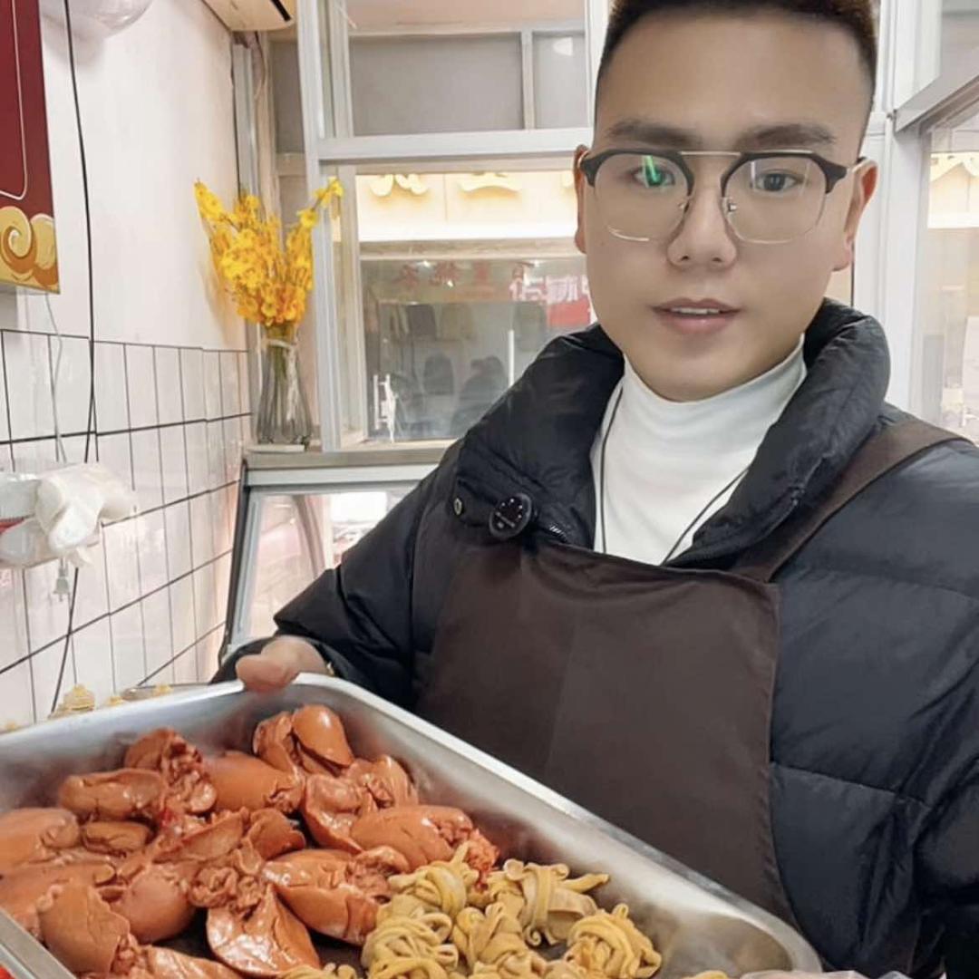 佑赫鸭脖(廿里店)官方号