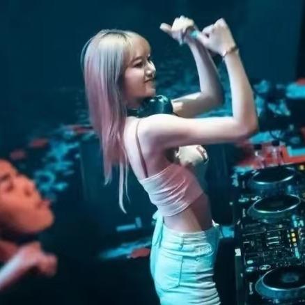 威美CLUB酒吧宠粉号