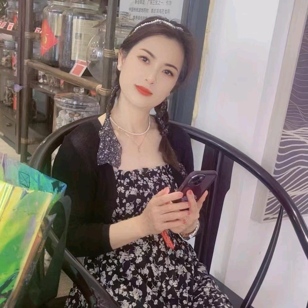 珠宝女人