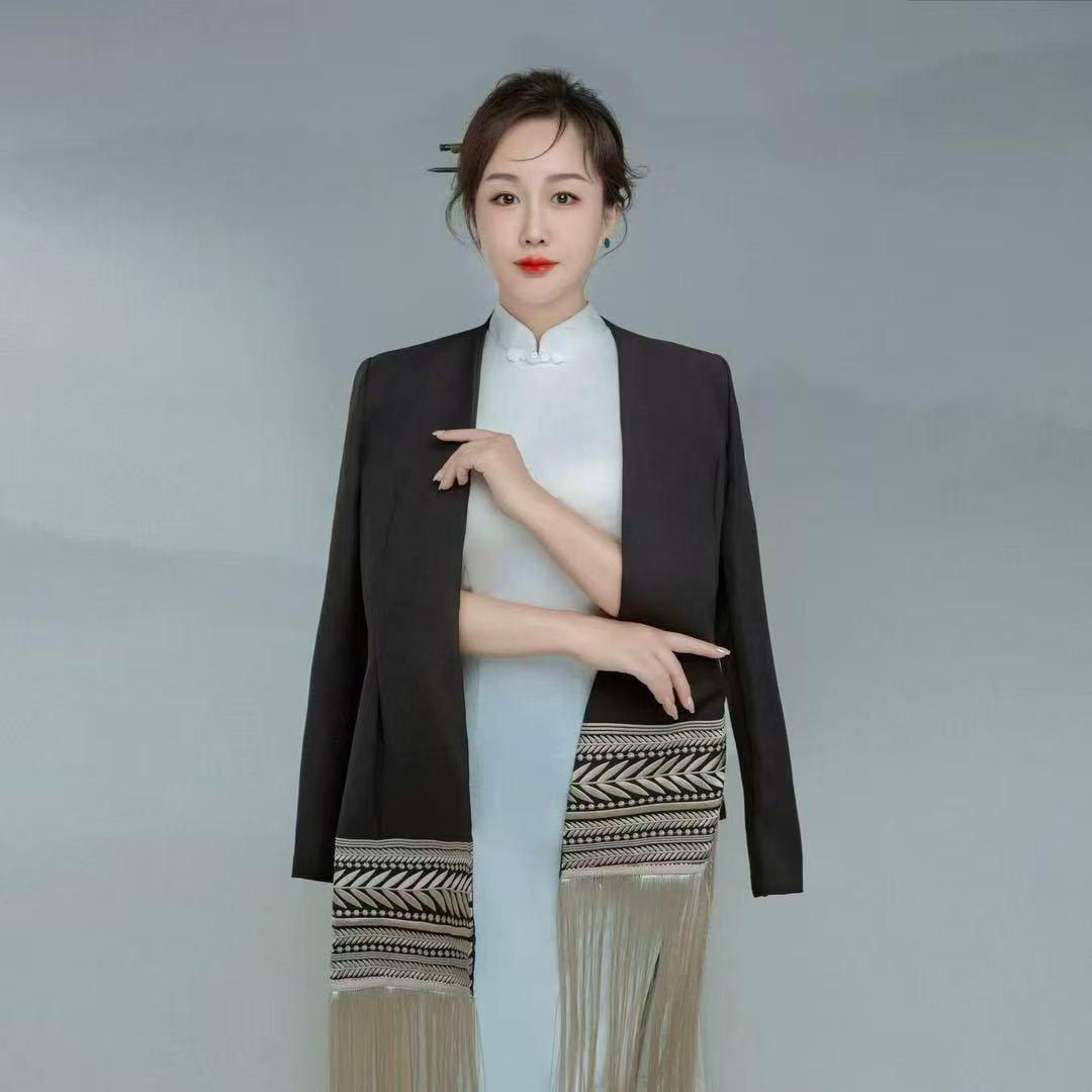 华俏纹绣阁(威海店)