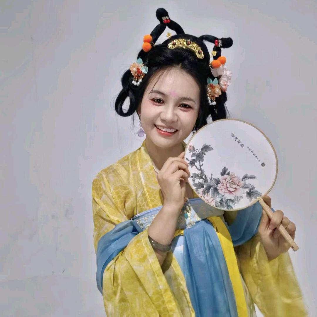 寻梦古风妆造馆官方号