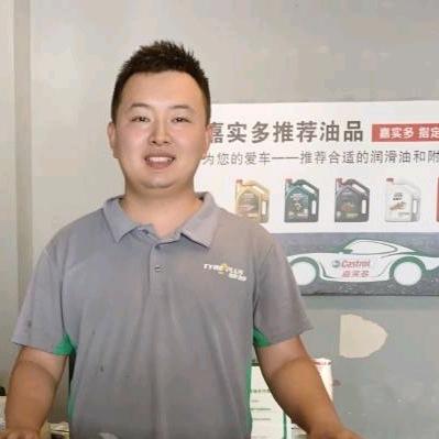 车装甲·嘉实多护车