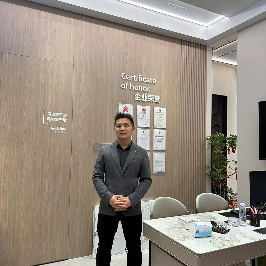 顶上整家定制 周西峰