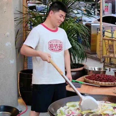 西区郑钱花火锅左师傅