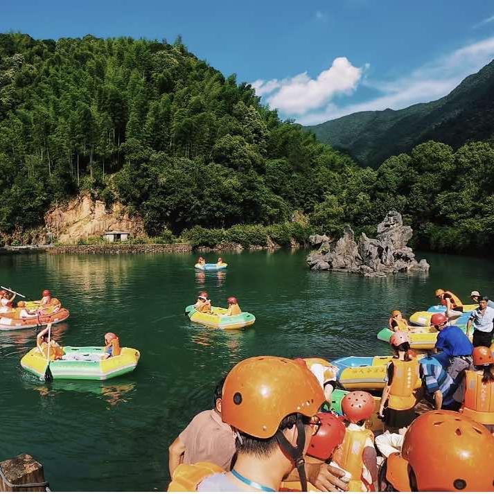 千岛湖仙人谷漂流