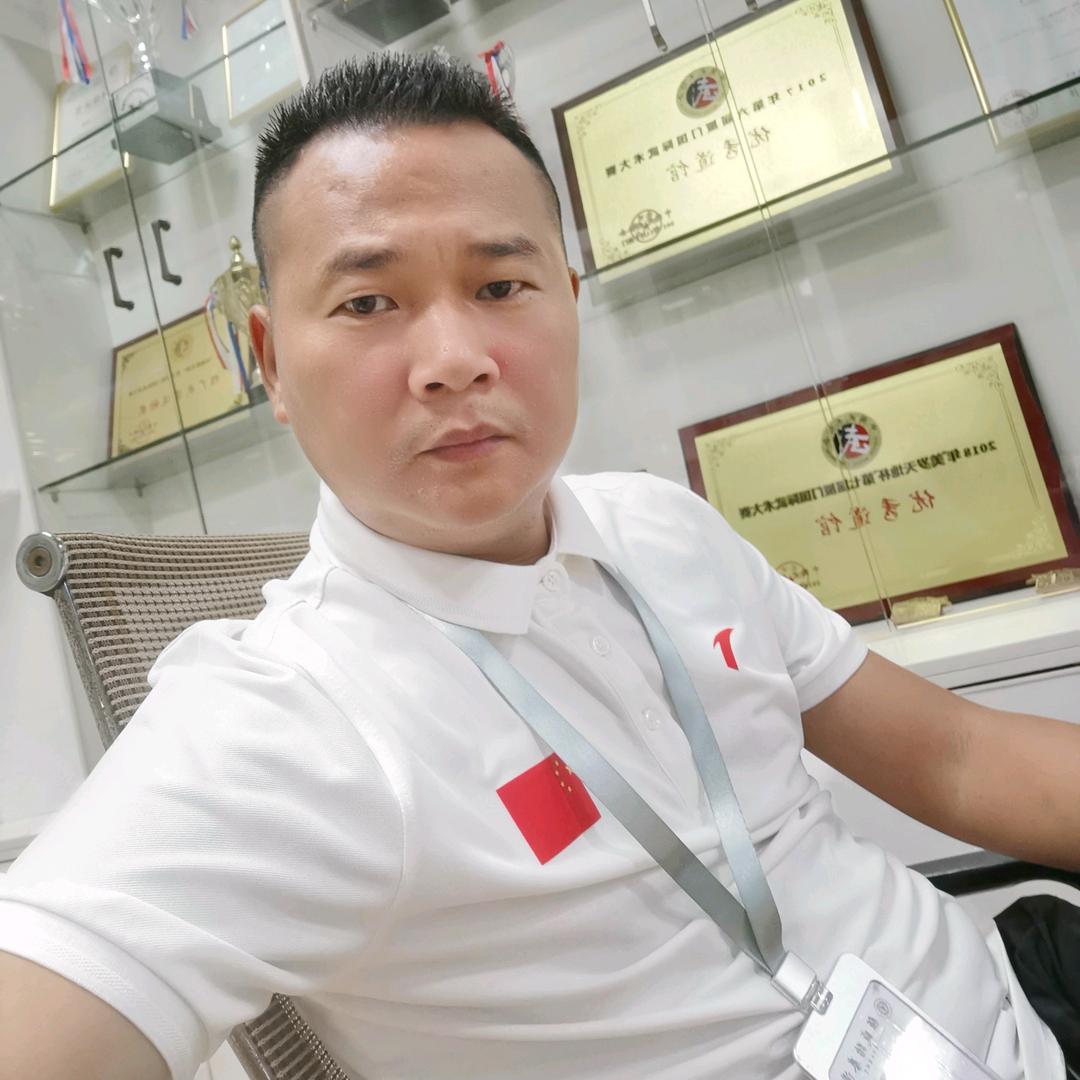 石狮强盛跆拳道总教练～谢强