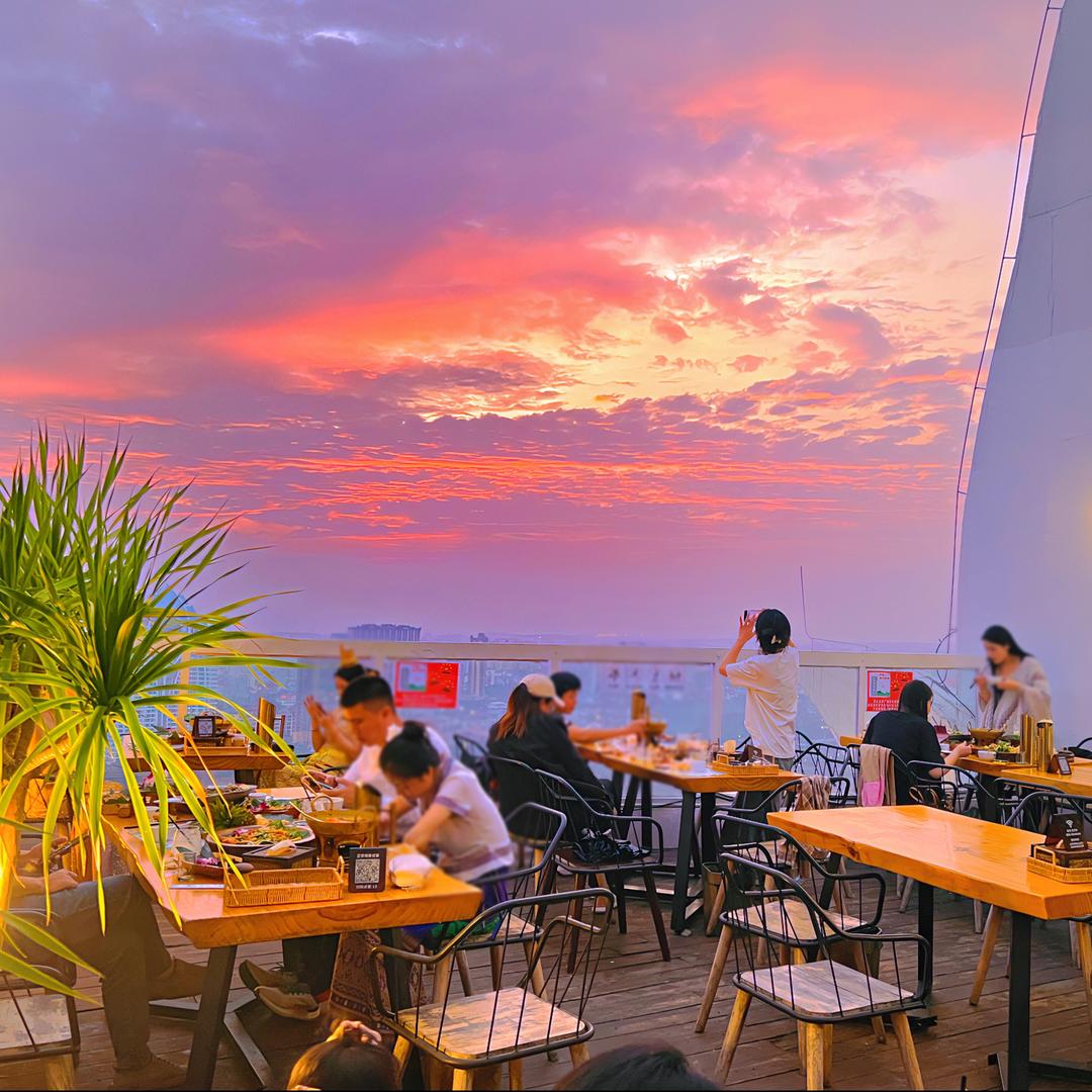 艾莎湾空中江景日落泰式料理官方号