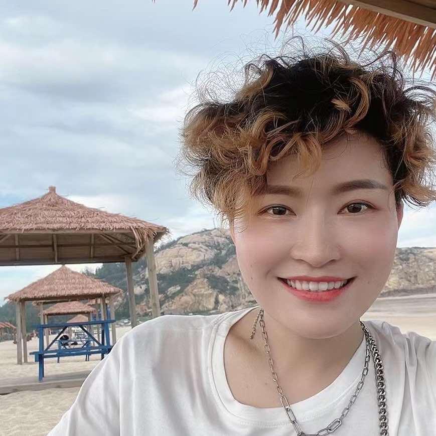 在莆田做眉毛的素兰