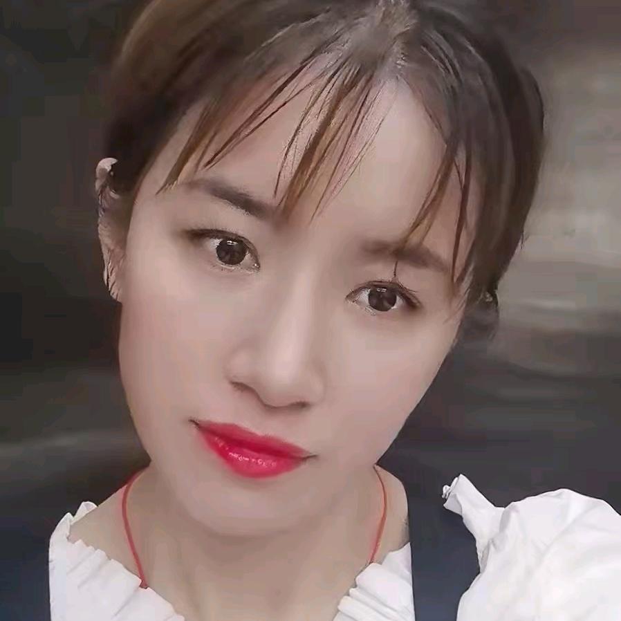 泰安老江边麻辣烫贤姐