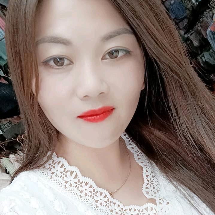 伊伊坊批发总仓2号