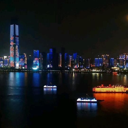 TA/她 lounge 25F江景酒廊