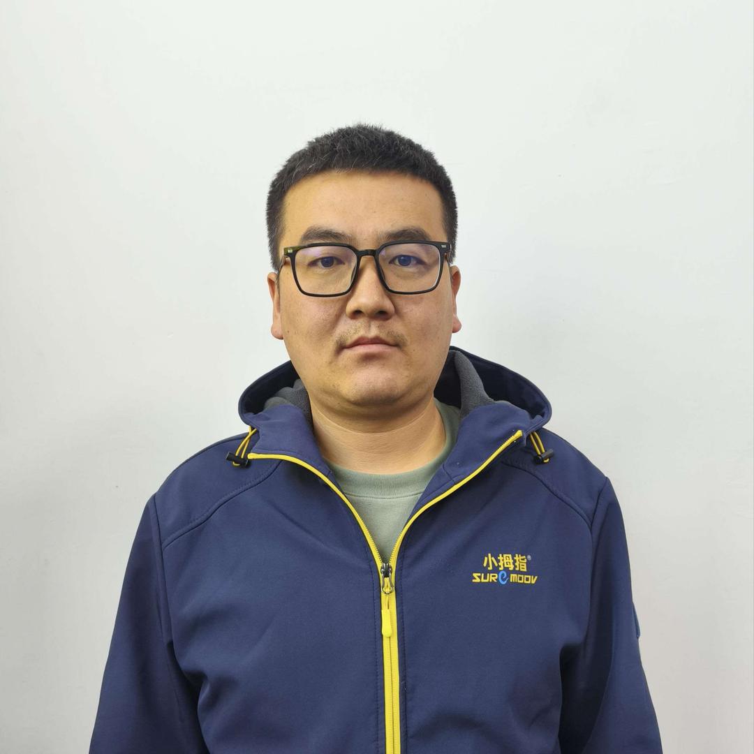 小拇指修车峰哥