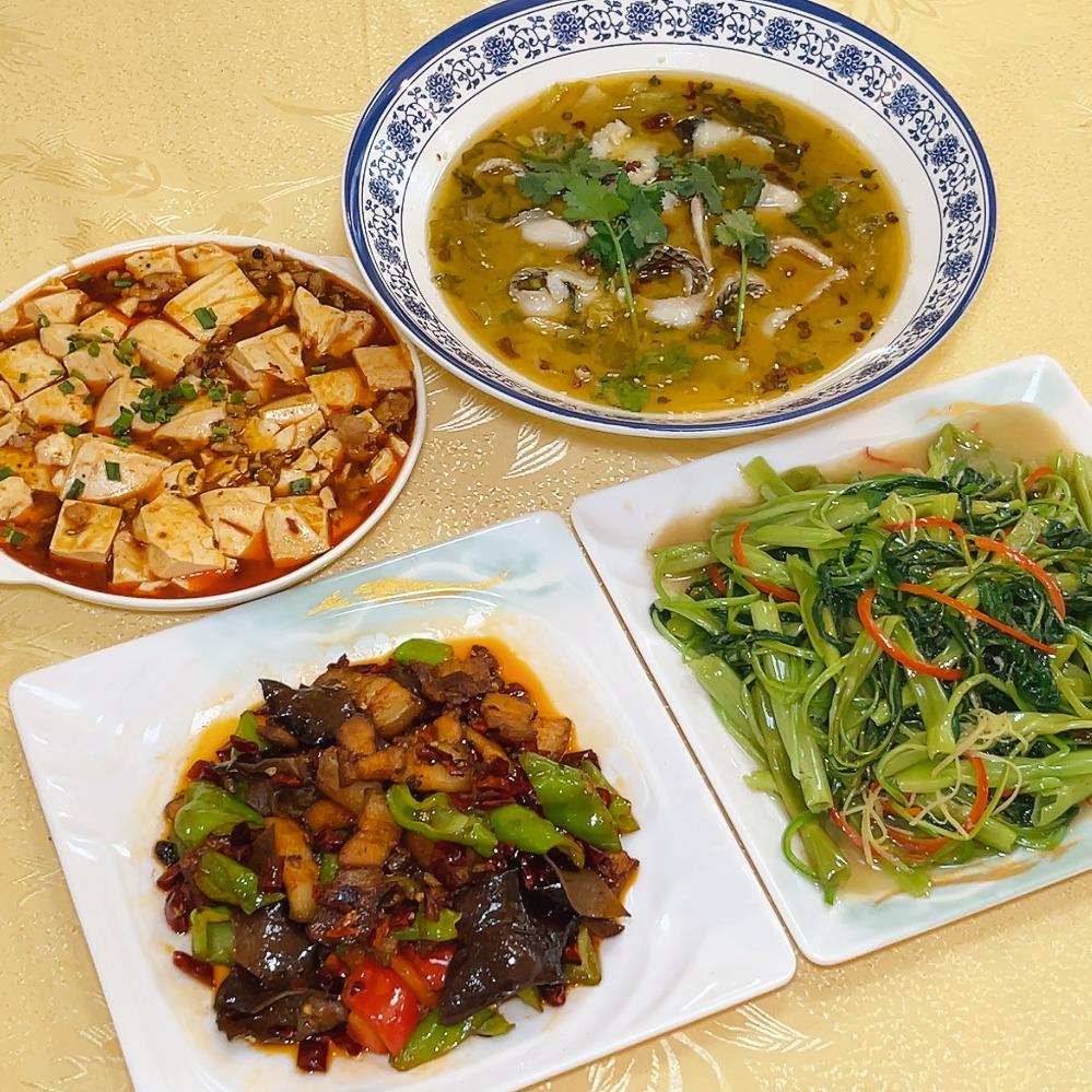 福满居药膳鸡煲