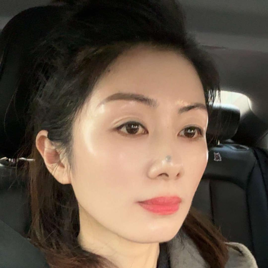 夹浦飞姐