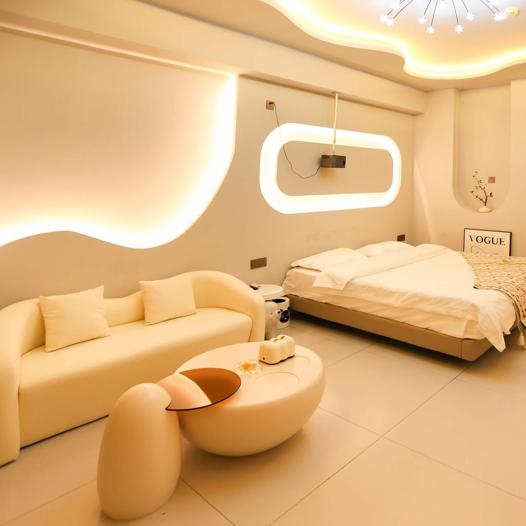 花兮民宿西城红场店