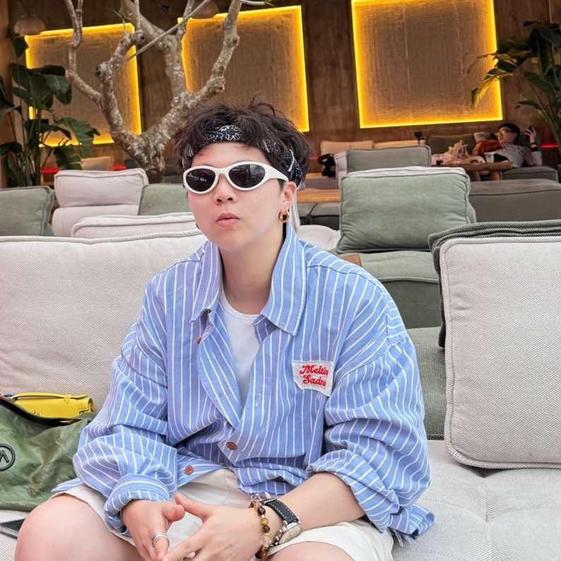 李和张新中式