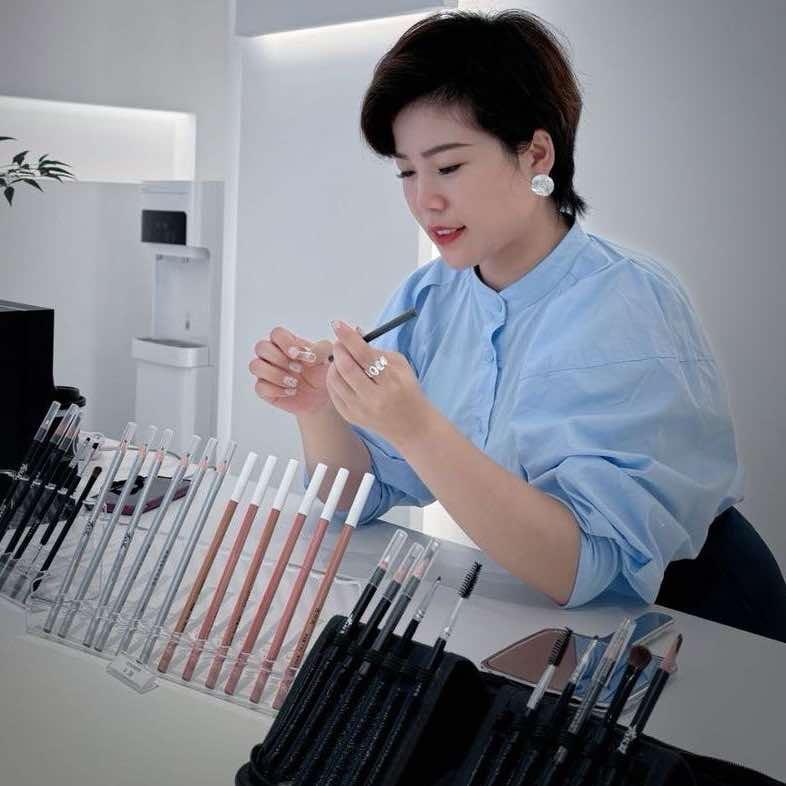 潍坊市坊子区闺蜜家眉形设计