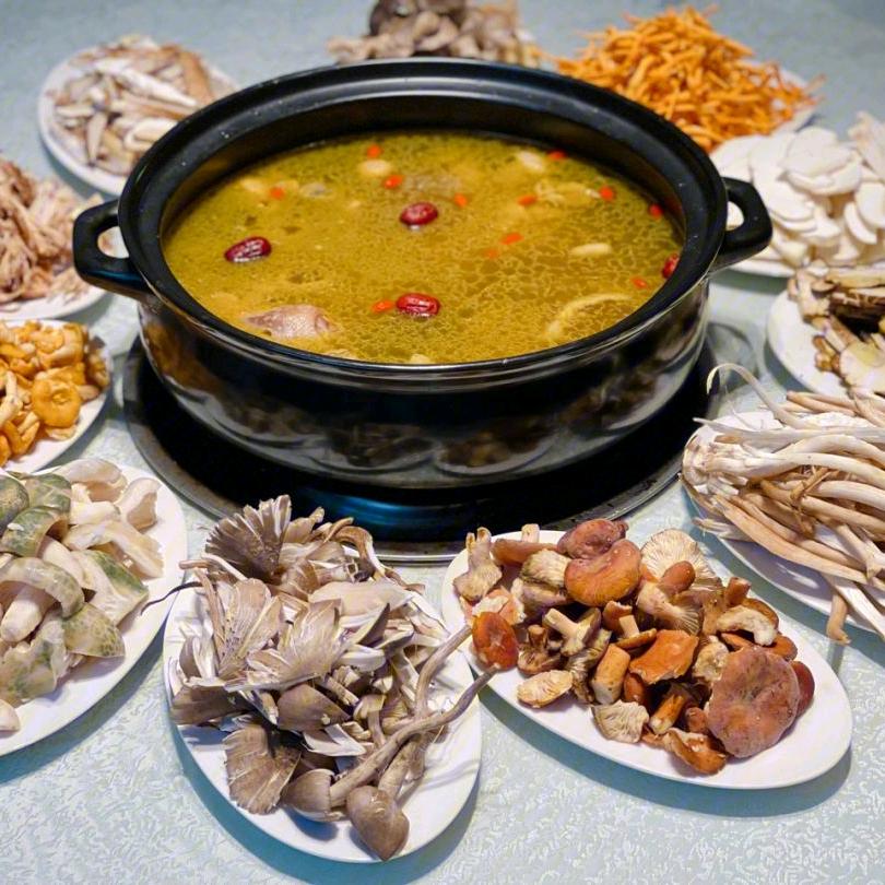 南华野生菌土鸡火锅(橡胶厂店)官方号