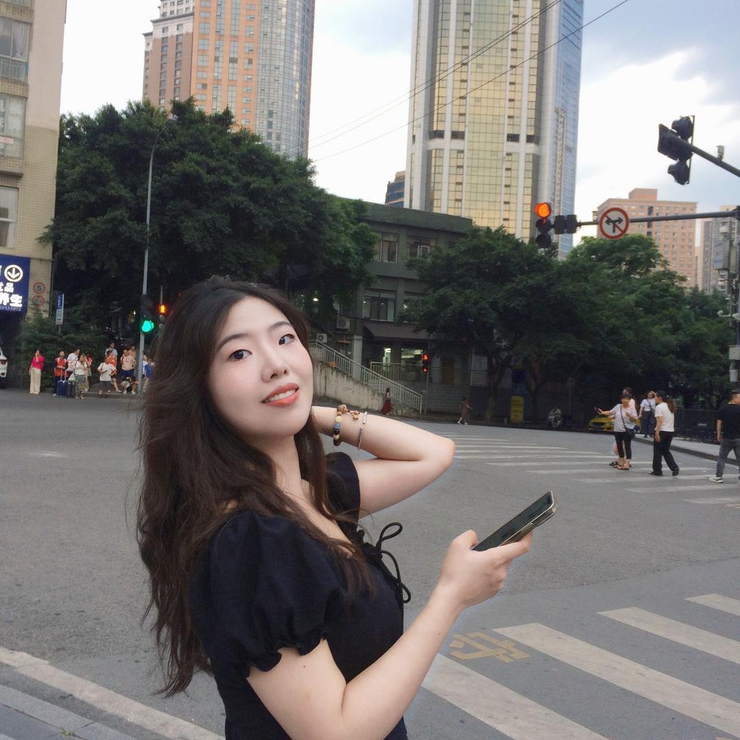 稻草人（小美带你游重庆）